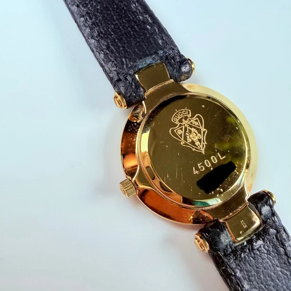 GUCCI Ladies 18K Gold Plated 4500L Swiss Watch VTG Box Papers Receipt BNIB 90's - Picture 4 of 13